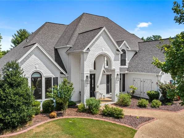 11 S Sherwood Dr, Rogers, AR 72758