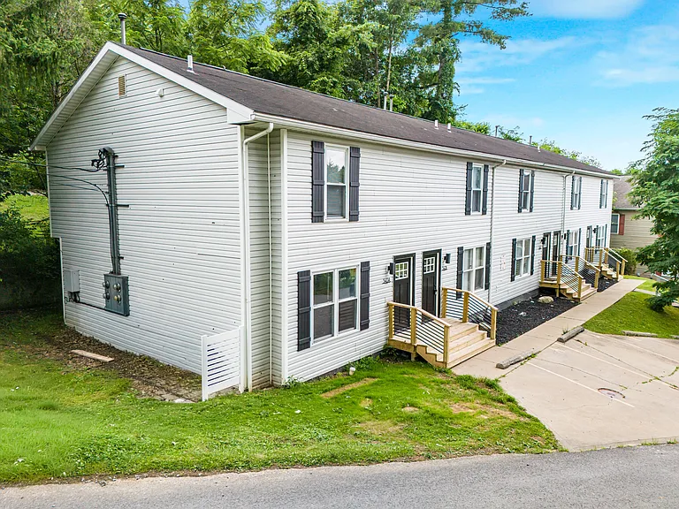540 Lewis St #E — Photo 19