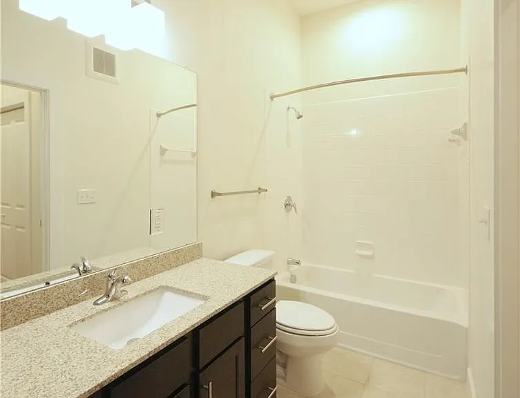 2400 Louis Henna Blvd #108 — Photo 9