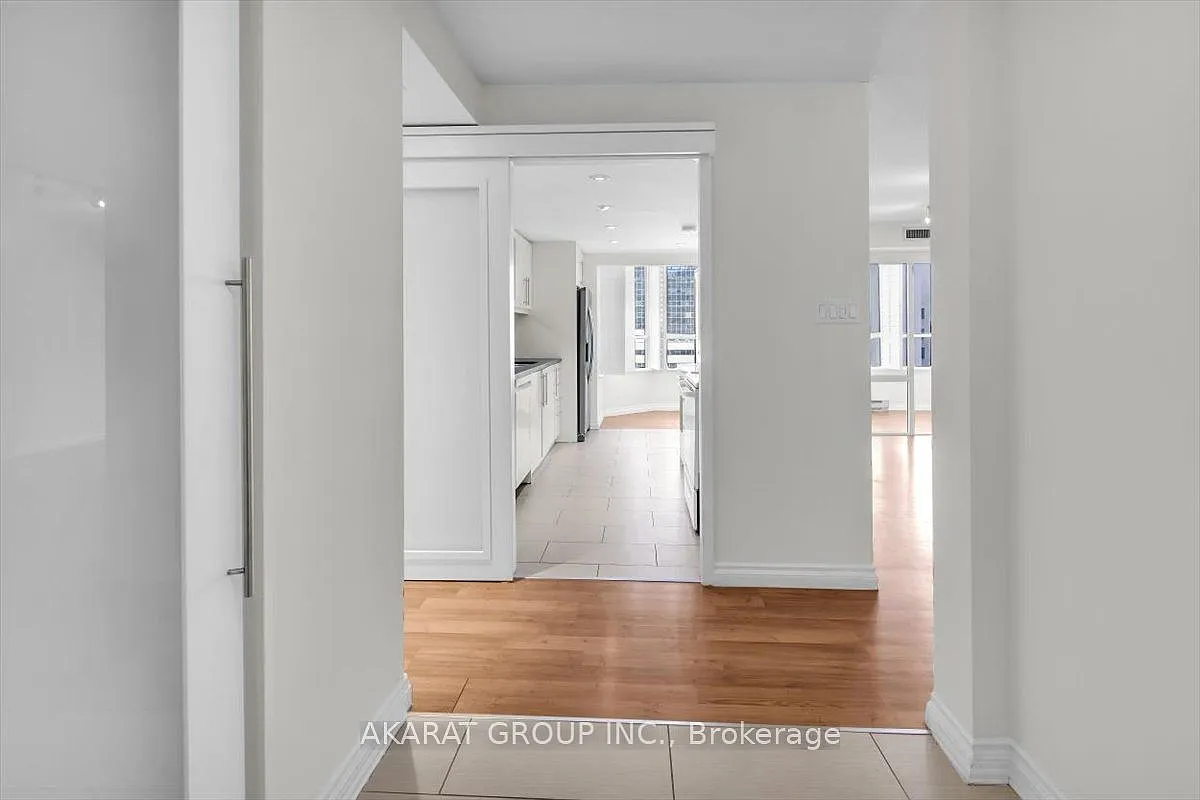 3 bed, $4,200 — Photo 4