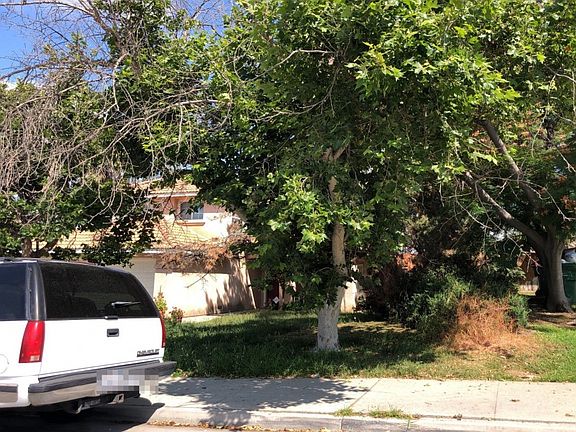 3rd image of 21282 Shakespeare Ct
