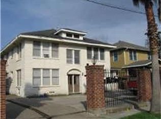 918 Peden St #8, Houston, TX 77006