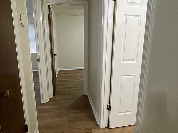 4th image of 102 Redstone Dr