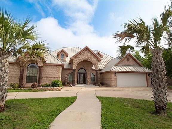 2nd image of 615 Melanie Dr