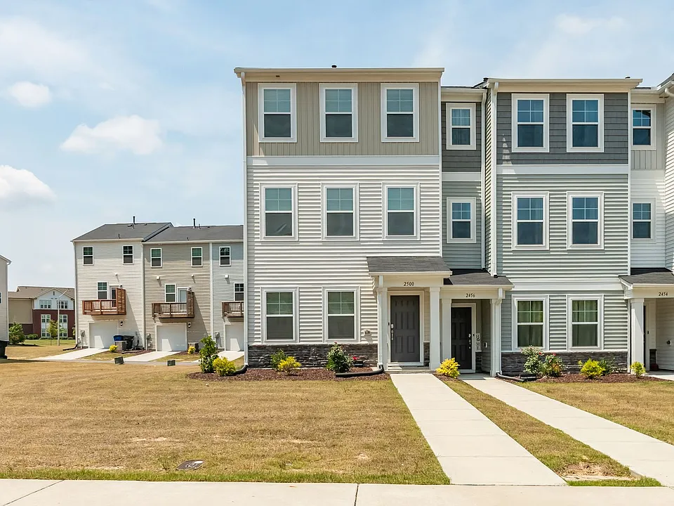 2500 Chert Ln