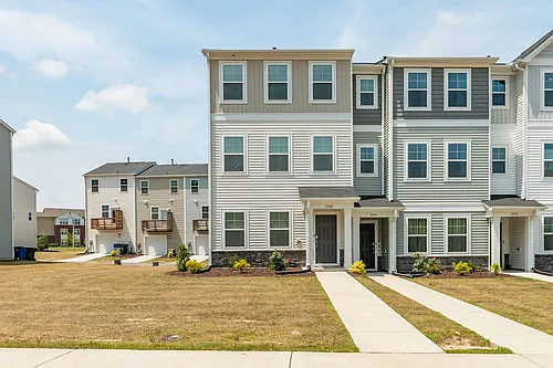 2500 Chert Ln Photo 1