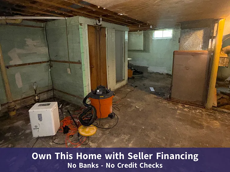 501 E Marengo Ave — Photo 20