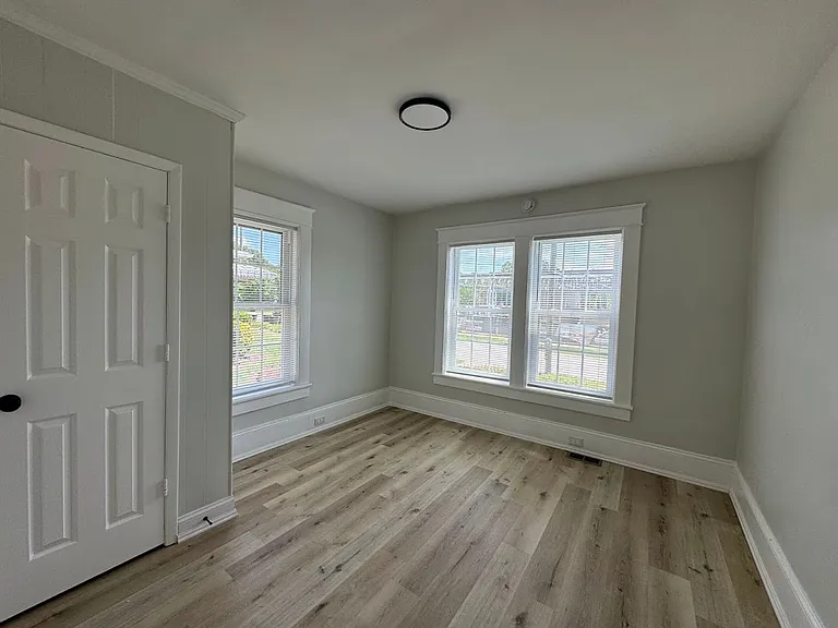 818 S Benbow Rd — Photo 6