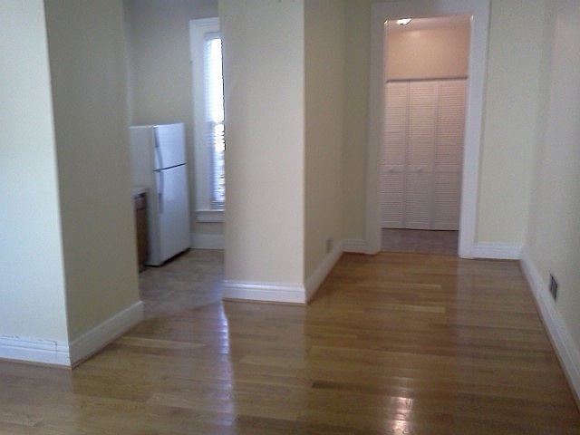 2nd image of 1429 Morton Ave