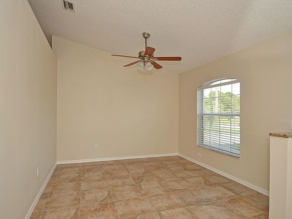 4th image of 589 NW Salina