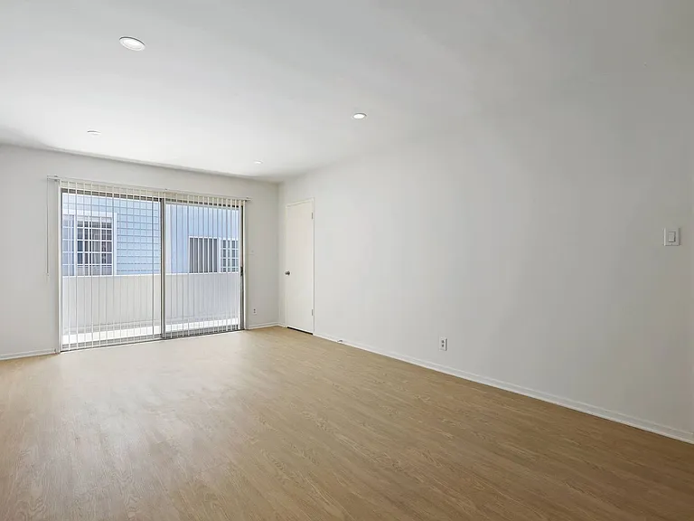 Gorham Apartments — Photo 3