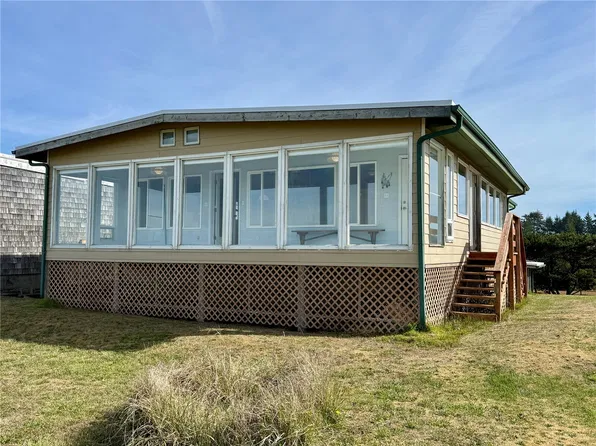 31209 G Street, Ocean Park, WA 98640
