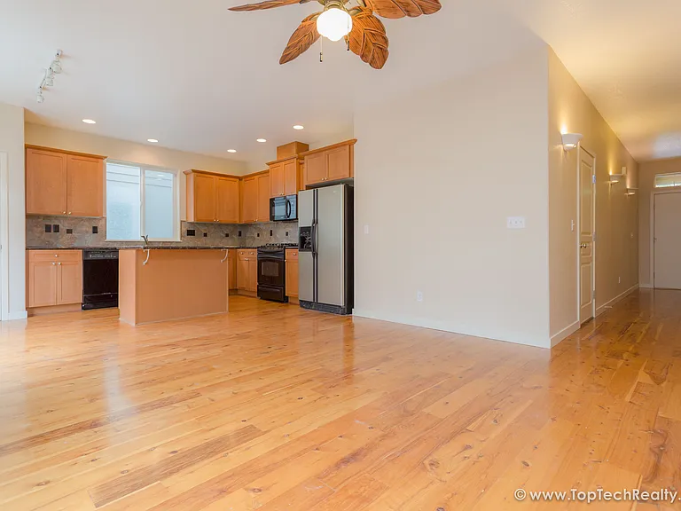 182 NW 209th Ave — Photo 12