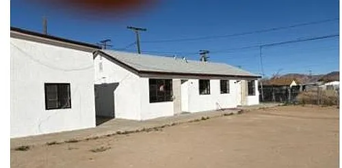 451 W Yermo Rd Photo 1