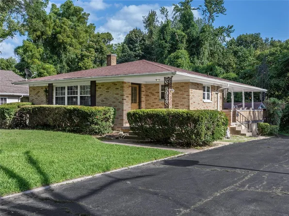 9924 North Rd, Fairview Heights, IL 62208