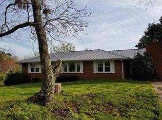 6381 Gaines Ferry Rd, Flowery Branch, GA 30542