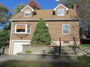 74 Wayside Rd, Worcester, MA 01605