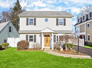 33 Albin Rd, Stamford, CT 06902