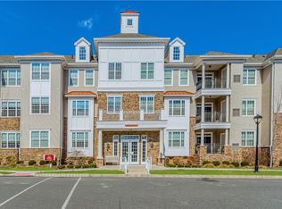 5105 Enclave Cir #5, Somerset, NJ 08873