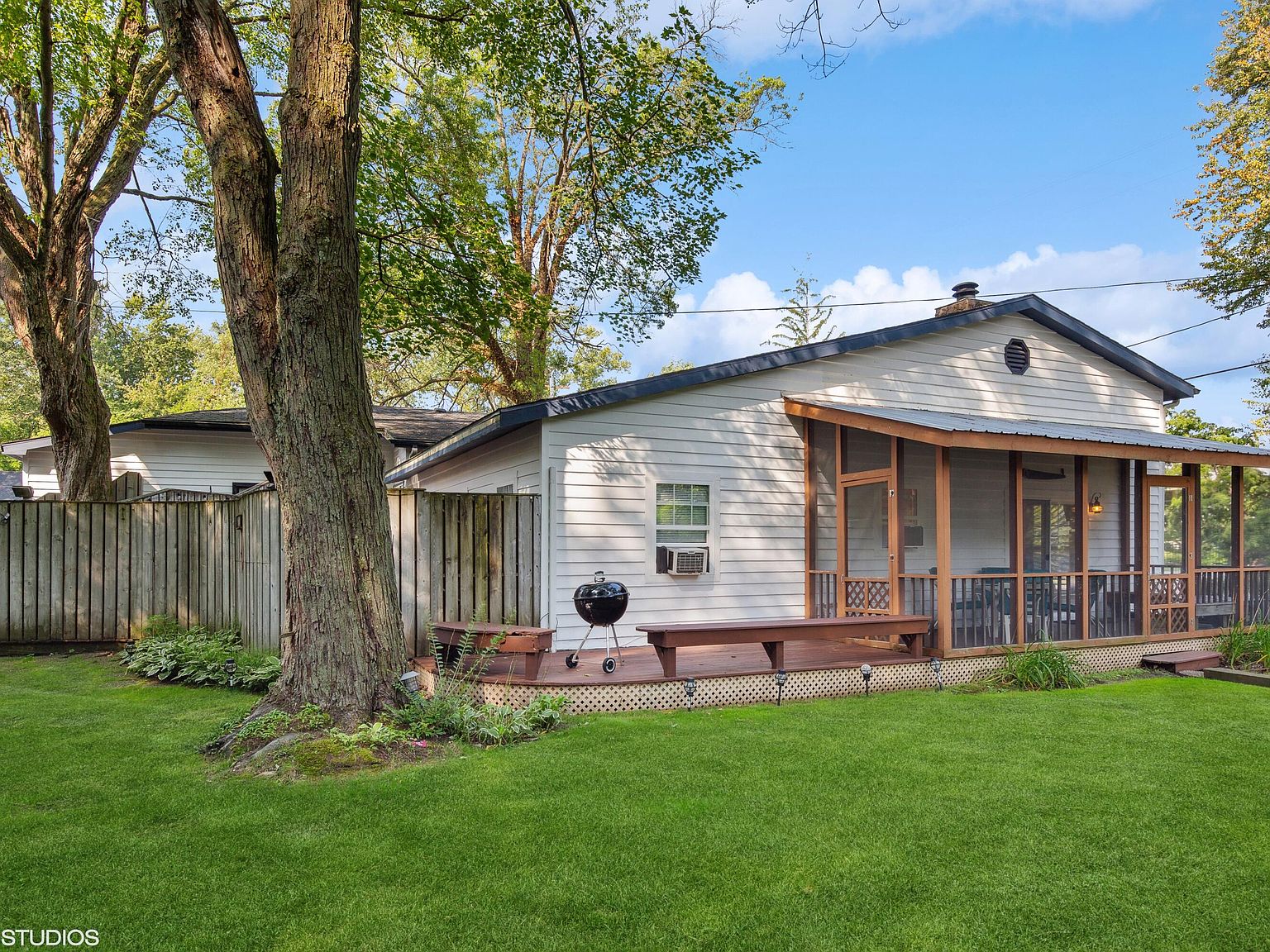 15775 Lakeshore Rd 2, Union Pier, MI 49129 MLS 23031261 Zillow