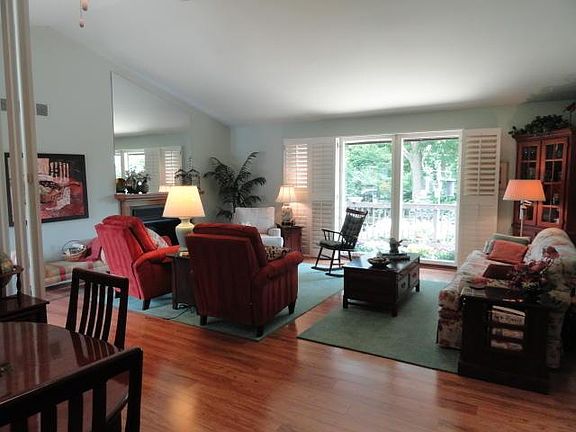 5th image of 3163 Rivermill Dr