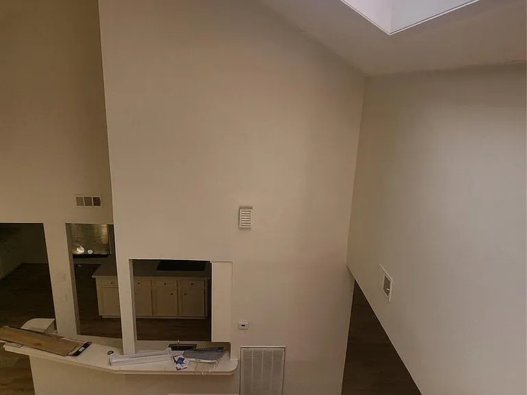 2127 Manor Green Dr — Photo 36