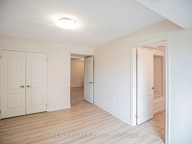 1440 Main St E #102 — Photo 13