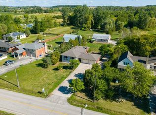 595 Green Mountain Rd E, Hamilton, ON L8J 2Z7