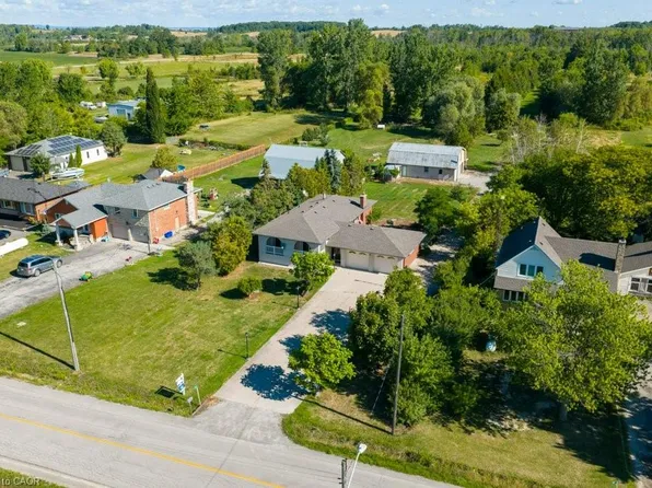 595 Green Mountain Rd E, Hamilton, ON L8J 2Z7