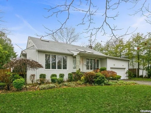 827 Longview Avenue, North Woodmere, NY 11581