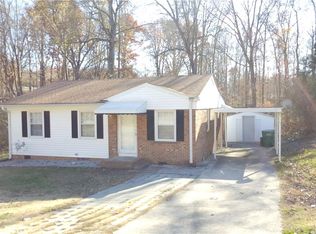 1124 E Springfield Rd, High Point, NC 27263