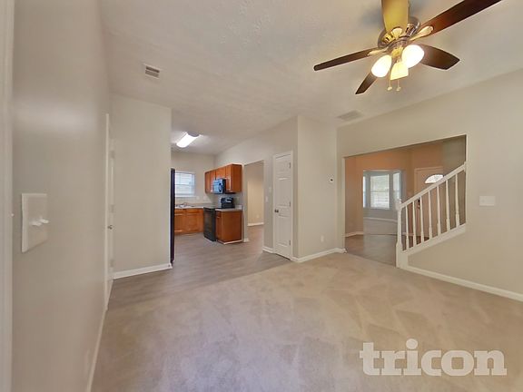 3rd image of 4757 Highpoint Way