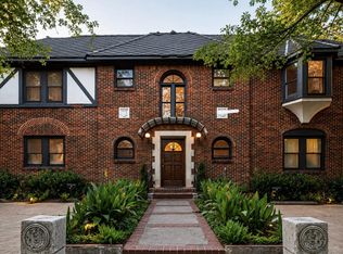 429 Hawthorne St APT 8, Houston, TX 77006