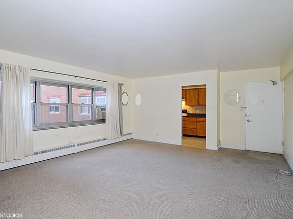 5th image of 4960 N Marine Dr APT 220