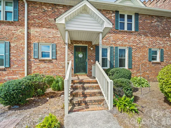 1160 Crestmont Dr SE, Concord, NC 28025