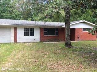 9801 Scott St, Ocean Springs, MS 39565