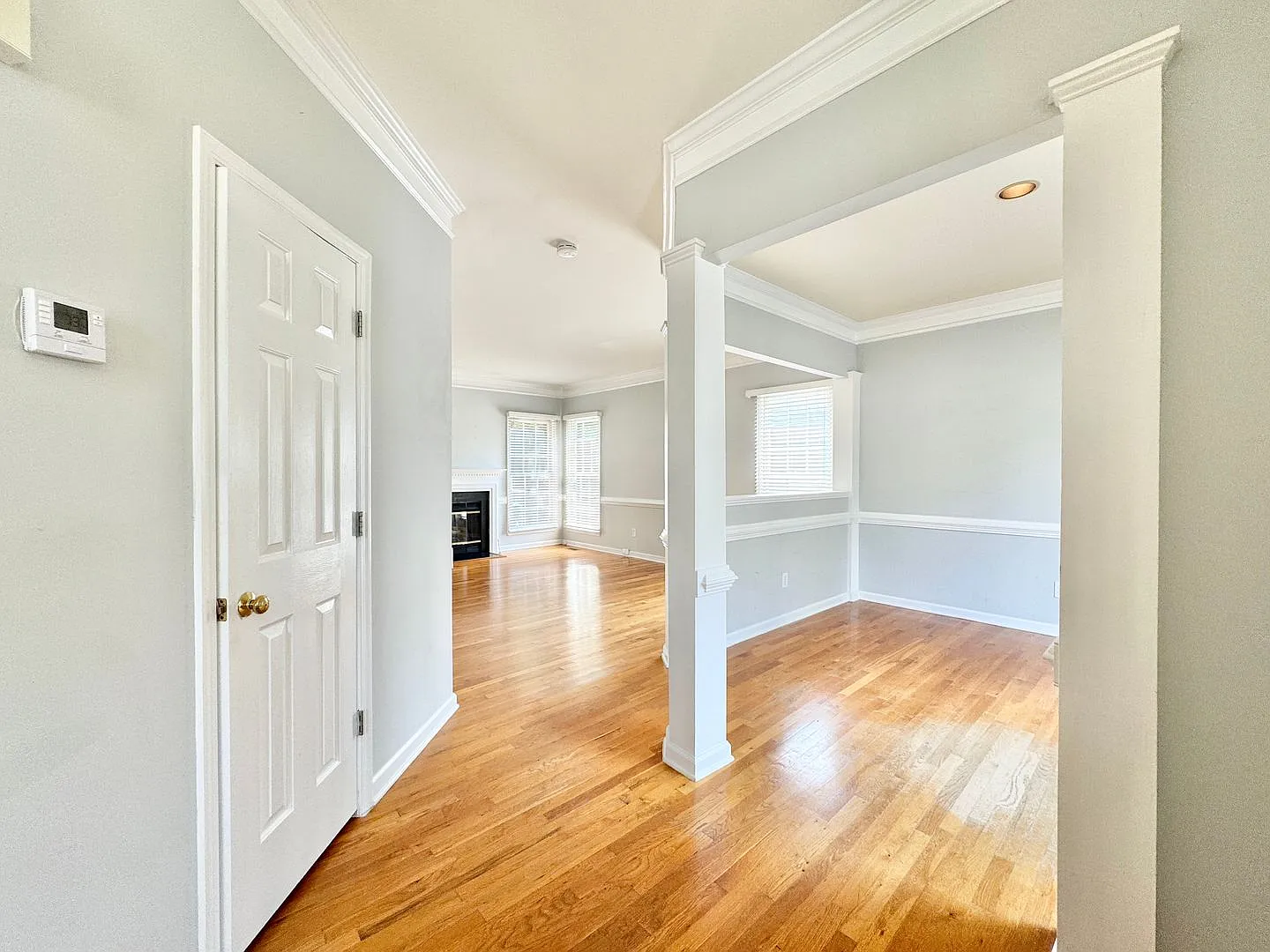 4 Bedroom On Quiet Cul-De-Sac in Adams Farm - Lawn Care Included! — Photo 2