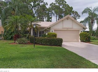 6031 Westbourgh Dr, Naples, FL 34112