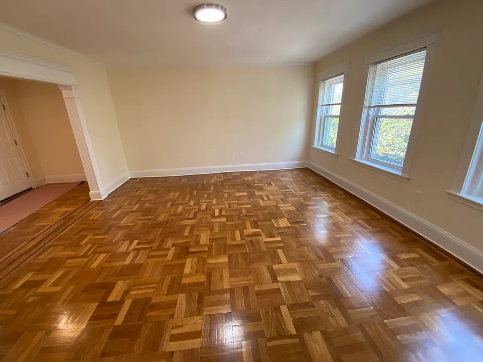 98 Toxteth St #3