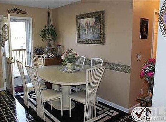 5th image of 1516 Watercress Dr