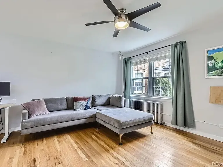 2828 N Jasmine St — Photo 5