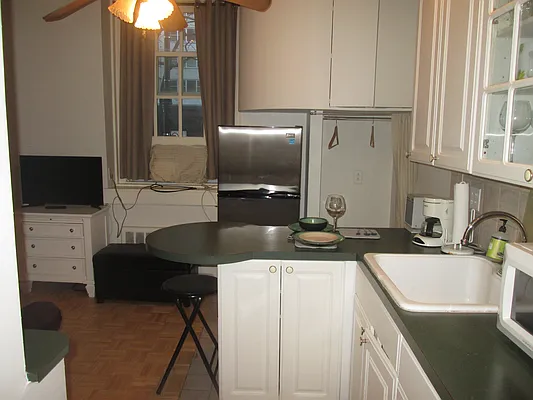 Rented by Richard Marks LLC | media 3