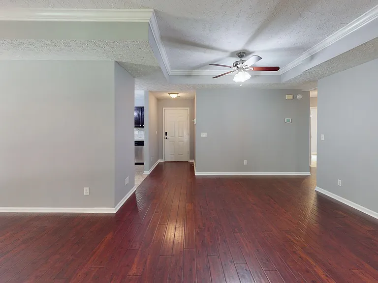 226 Meadow Oaks Ct — Photo 7