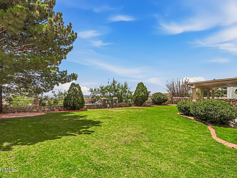 825 Dulce Tierra Dr — Photo 51