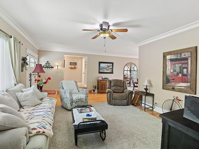 627 Carriage Rd, Grants Pass, OR, 97526
