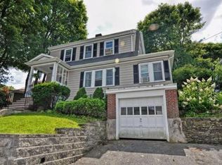 35 Pilgrim Rd, Medford, MA 02155