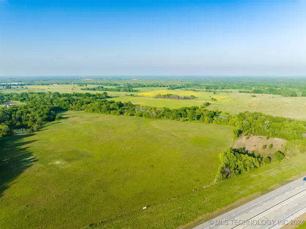 11 417th Ave, Porter, OK 74454