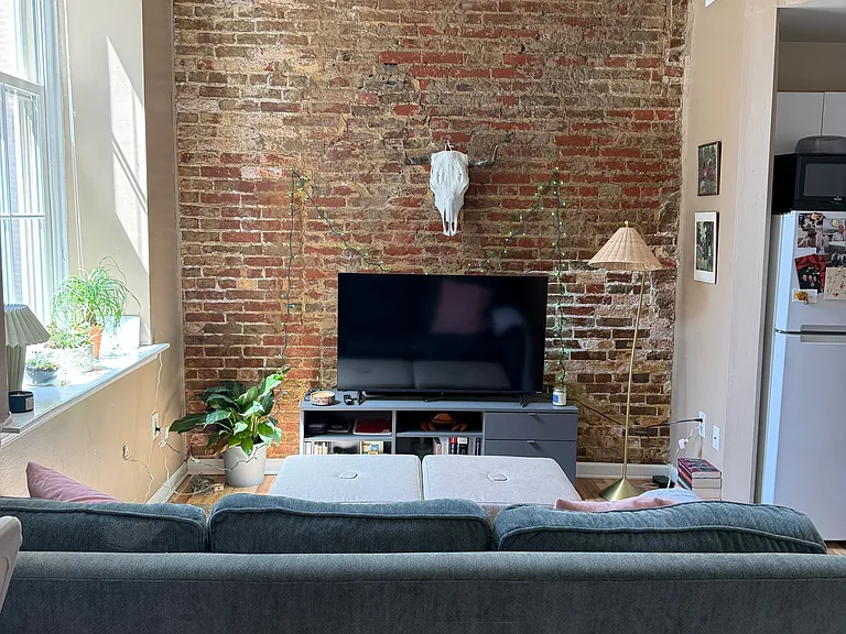 906 Spruce St #5 — Photo 6