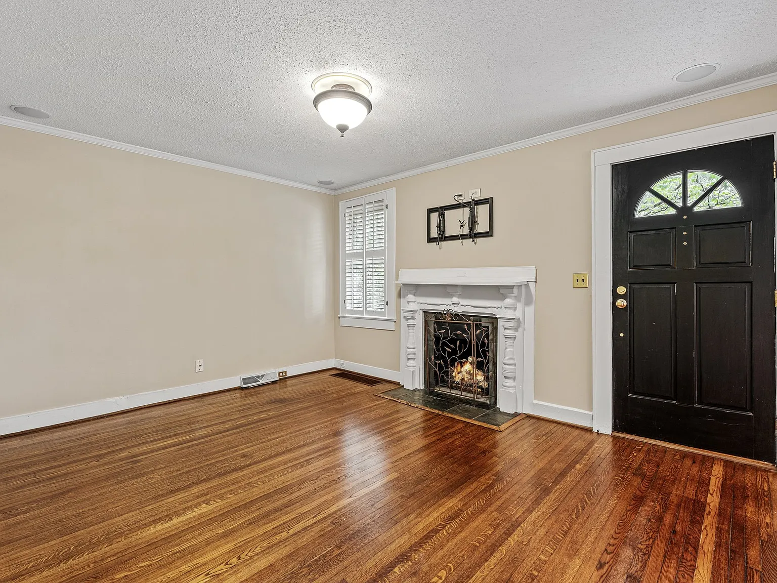 15 Sevier St — Photo 4