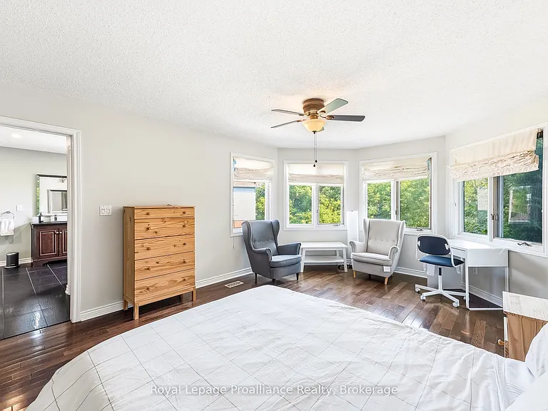 37 Ravine Dr — Photo 29